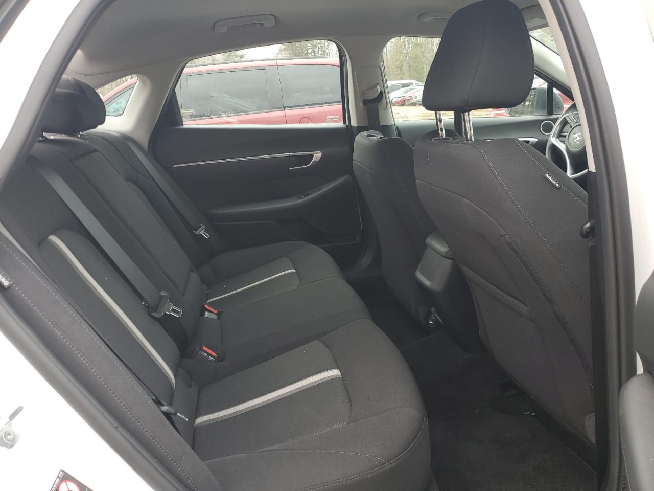 2022 Hyundai Sonata - Image 10