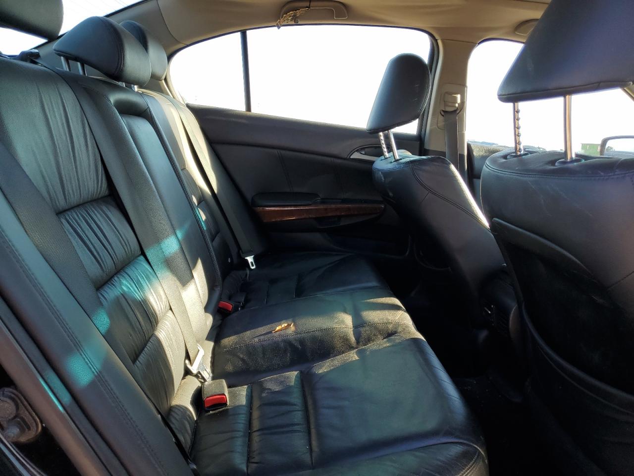 2012 Honda Accord - Image 10