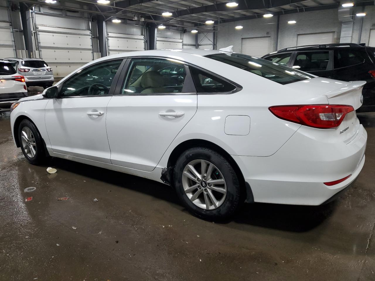 2016 Hyundai Sonata - Image 2