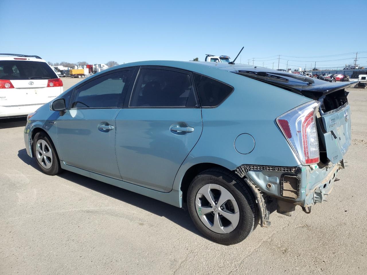 2013 Toyota Prius - Image 2