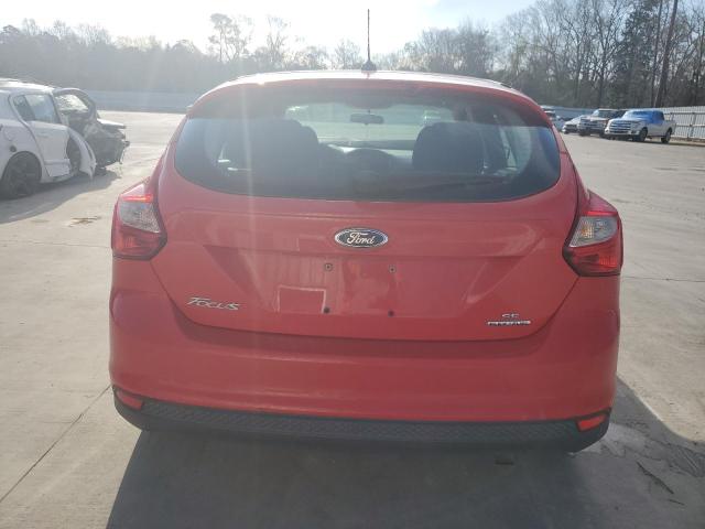 FORD FOCUS 2014 Czerwony