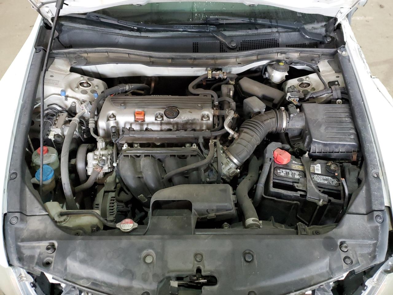 2012 Honda Accord - Image 11
