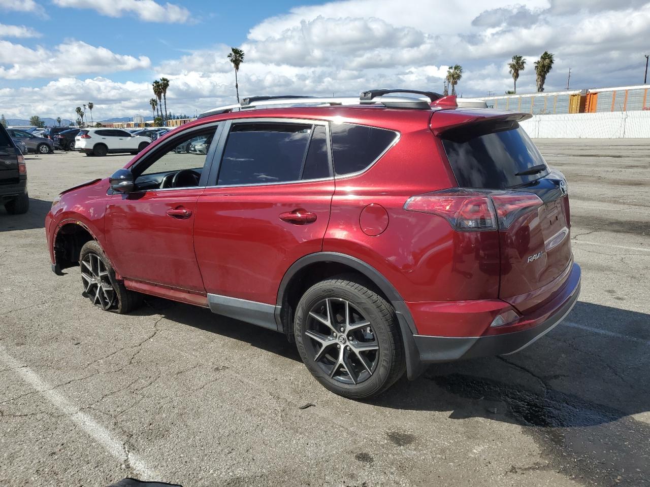 2018 Toyota RAV 4 - Image 2