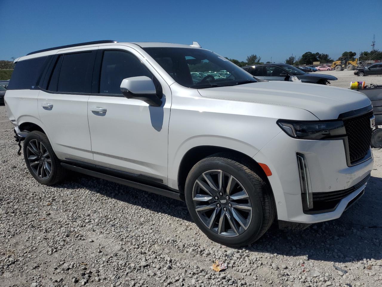 2023 Cadillac Escalade - Image 4