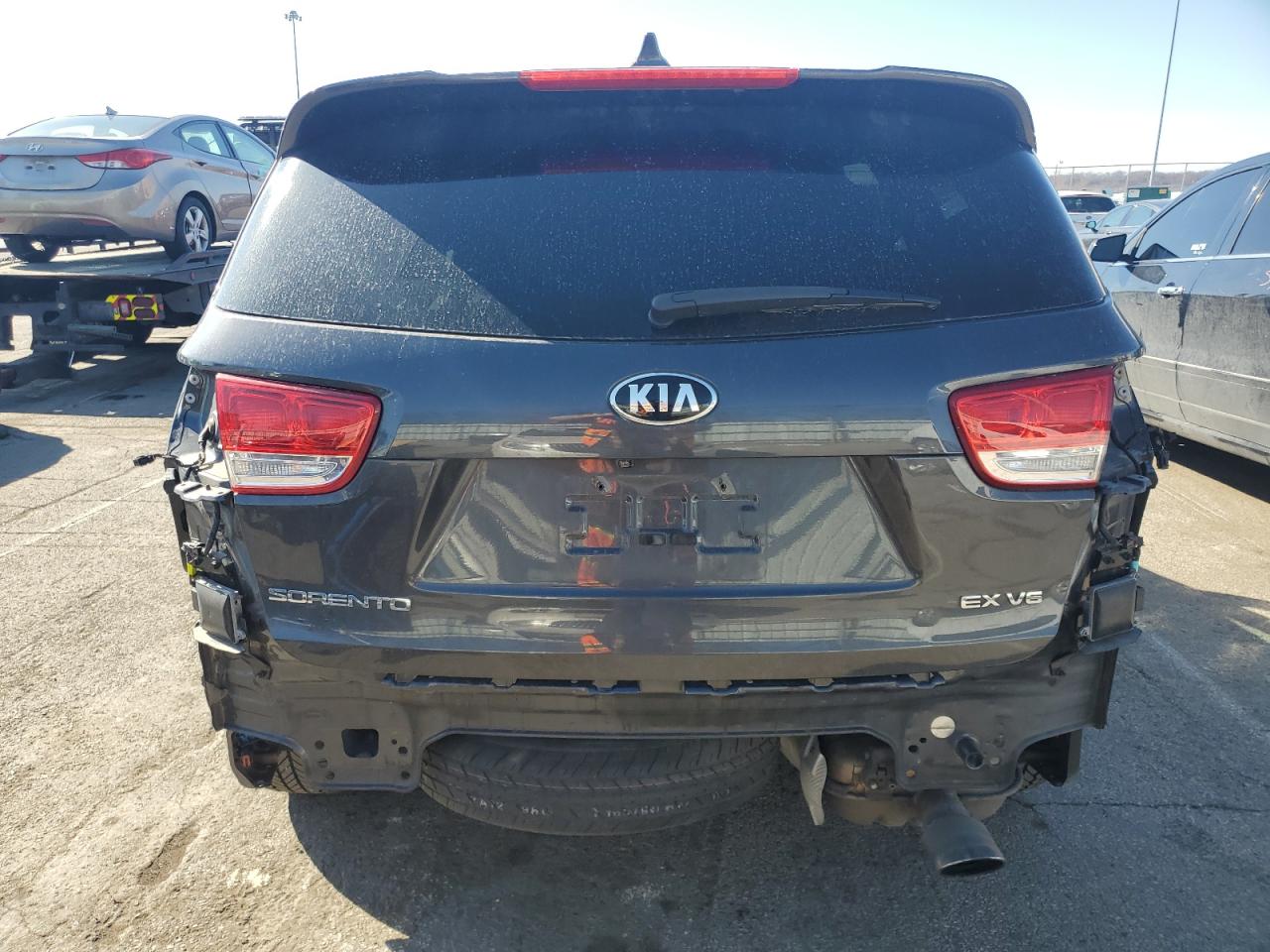 2016 Kia Sorento - Image 6