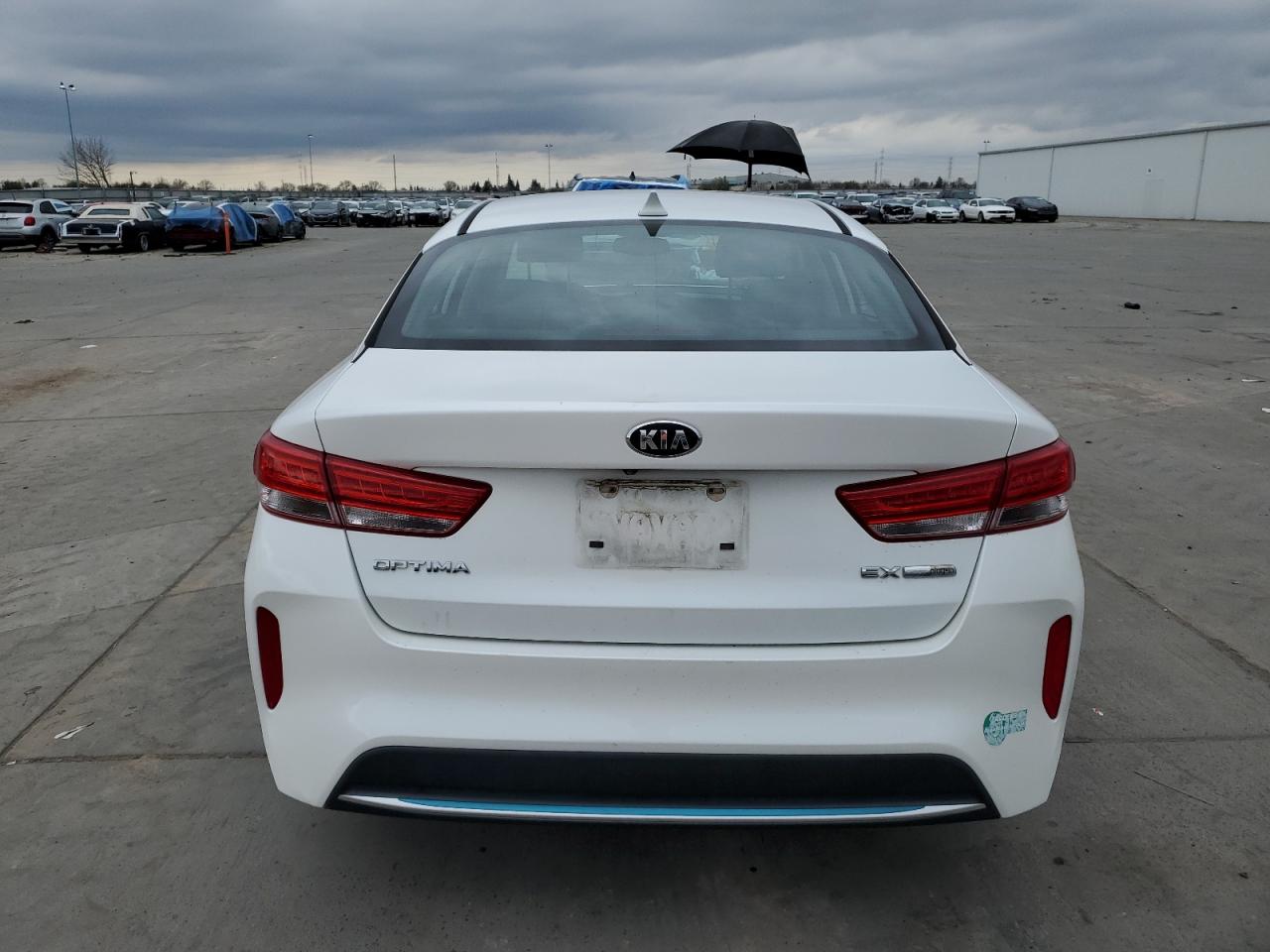 2017 Kia Optima - Image 6