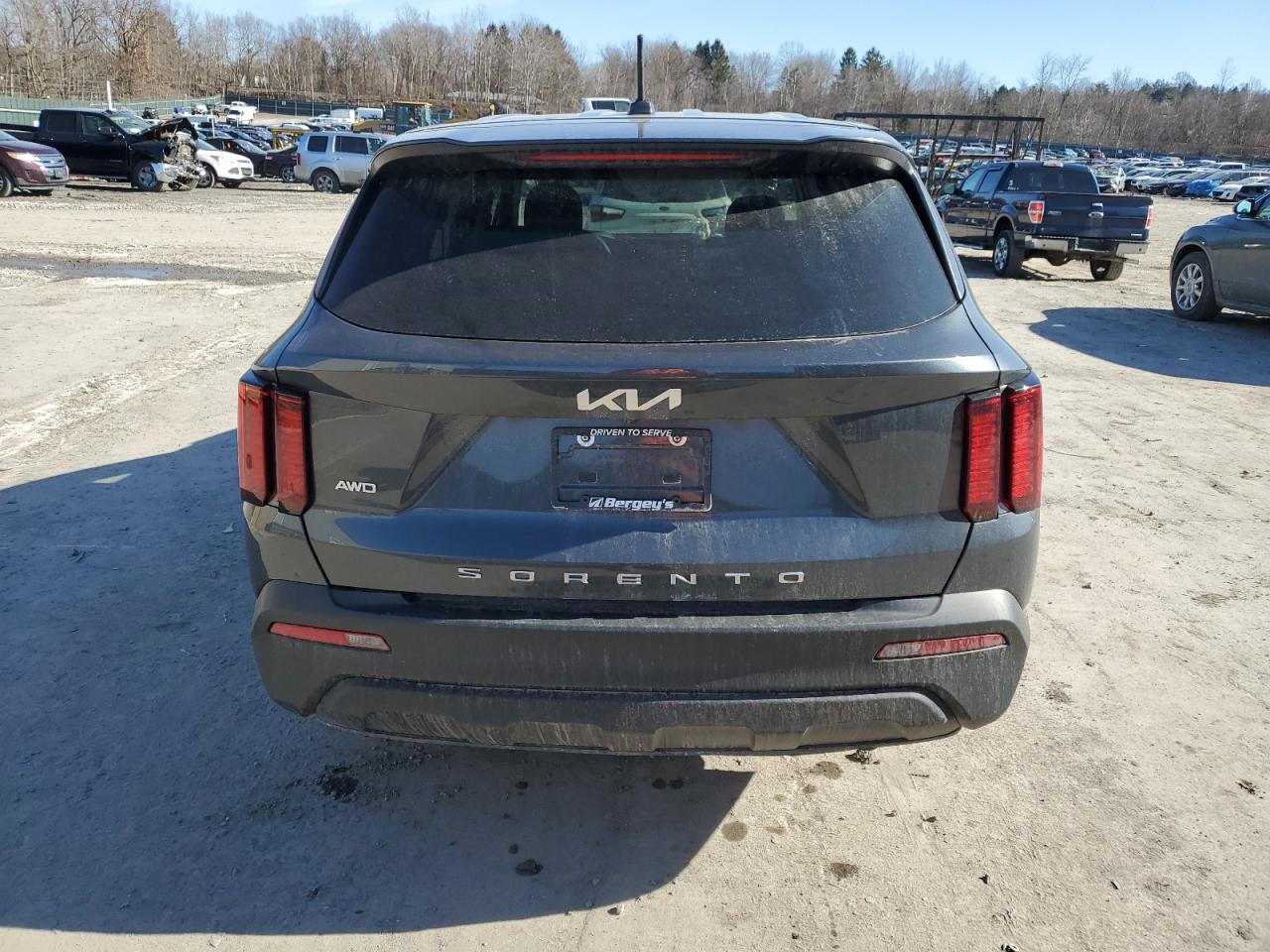 2022 Kia Sorento - Image 6