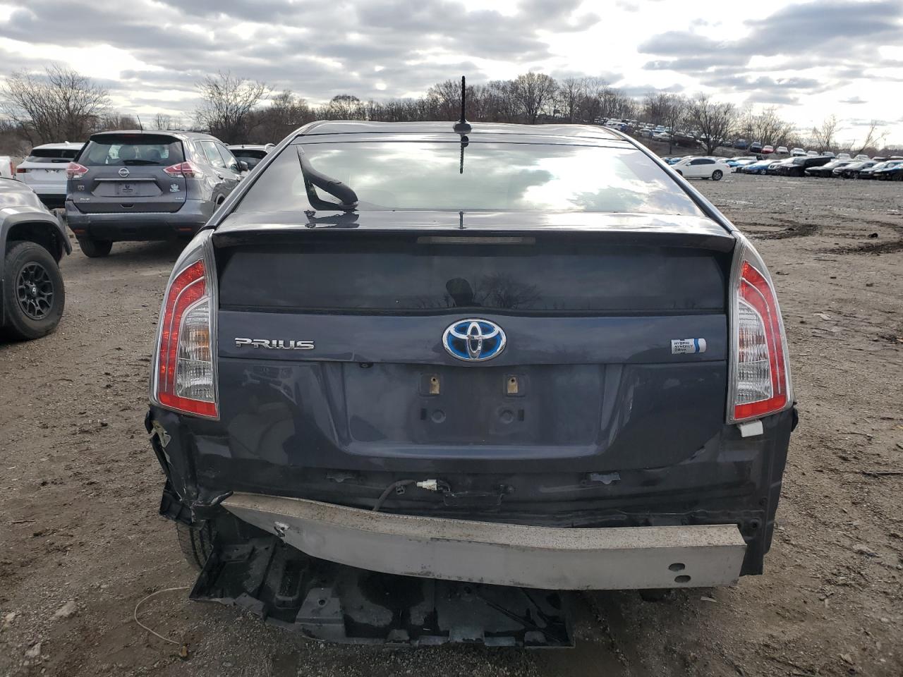2012 Toyota Prius - Image 6