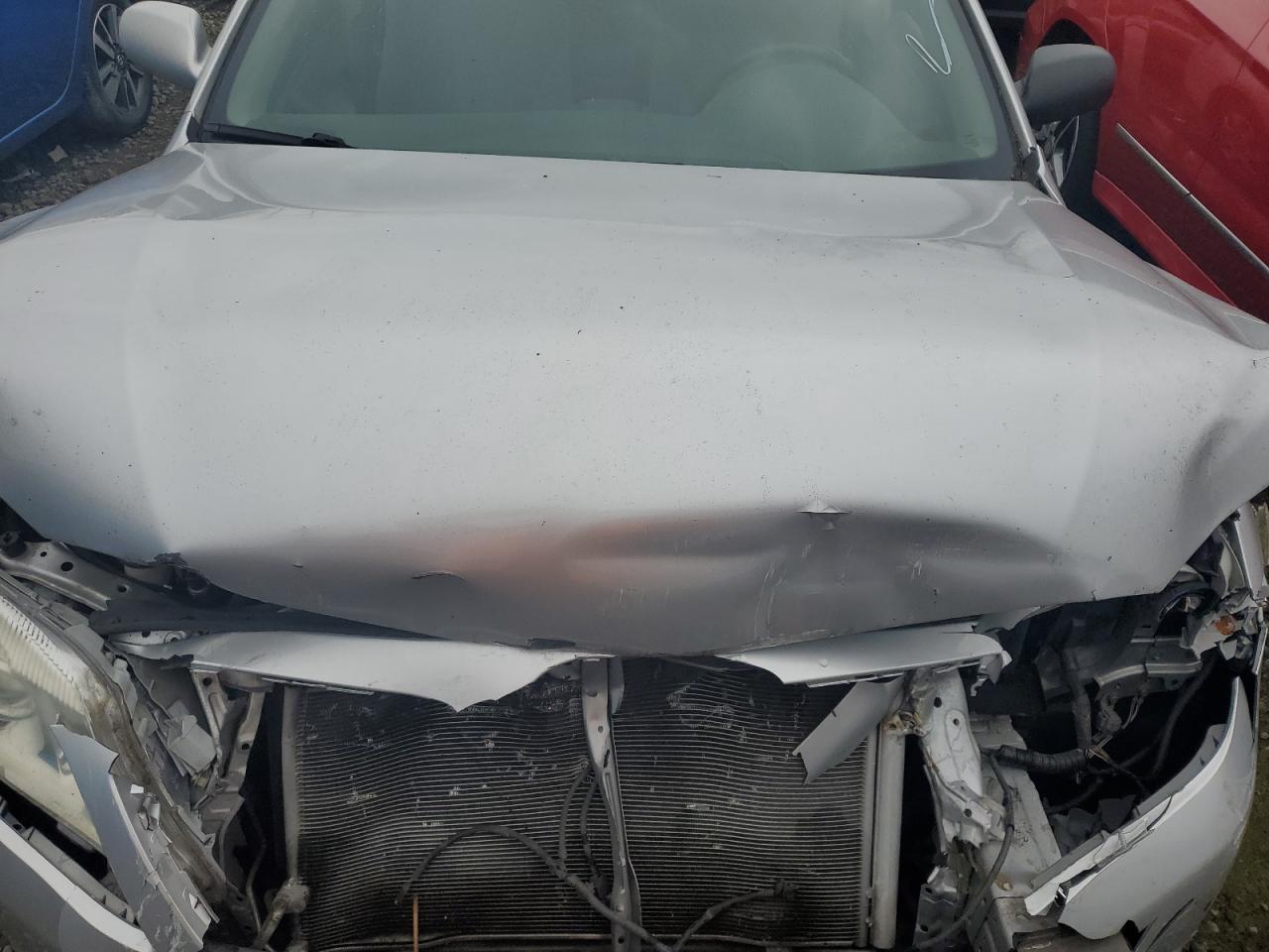2010 Toyota Camry - Image 12