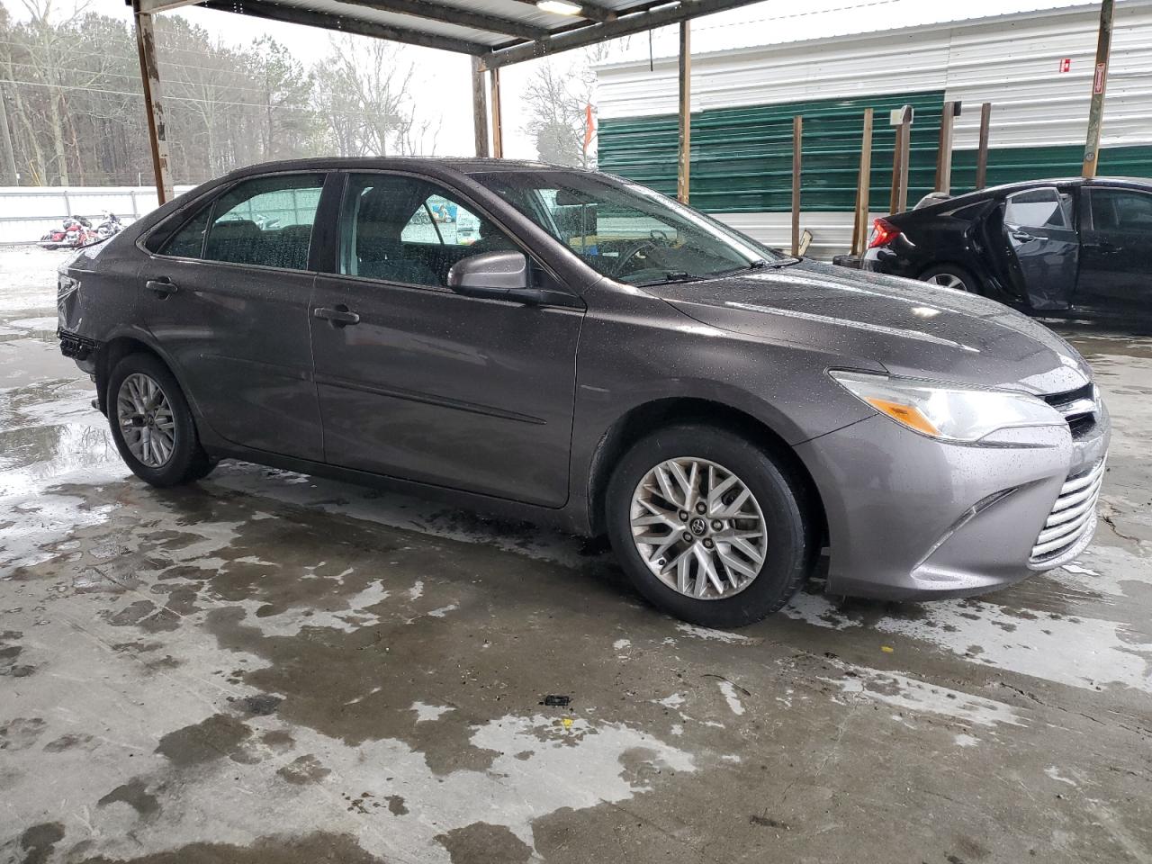 2016 Toyota Camry - Image 4