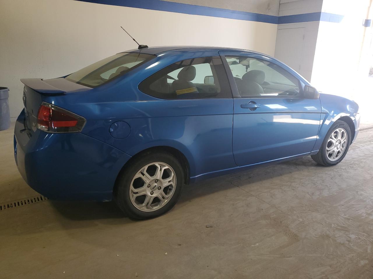 2010 Ford Focus - Image 3