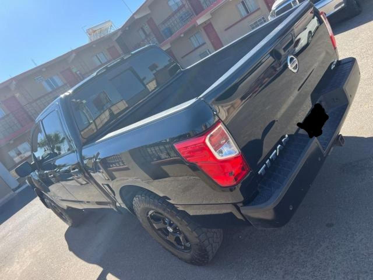 1N6AA1EC7MN515710 NISSAN TITAN 2021