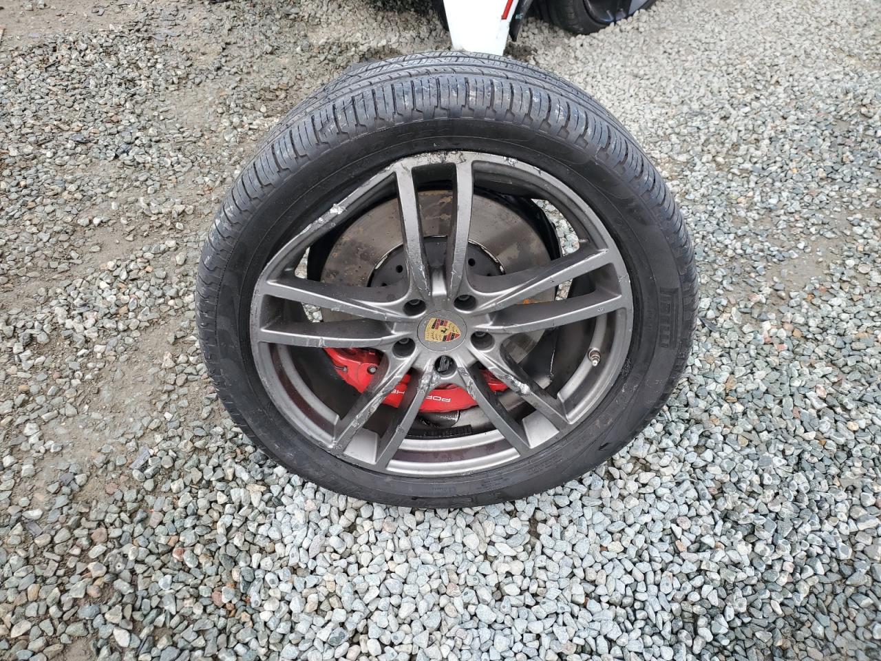 2021 Porsche Cayenne - Image 13