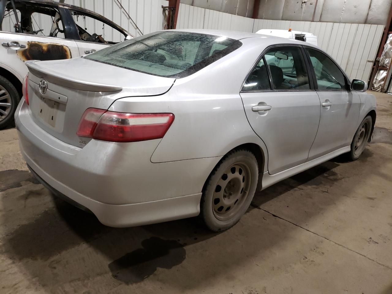 2009 Toyota Camry - Image 3