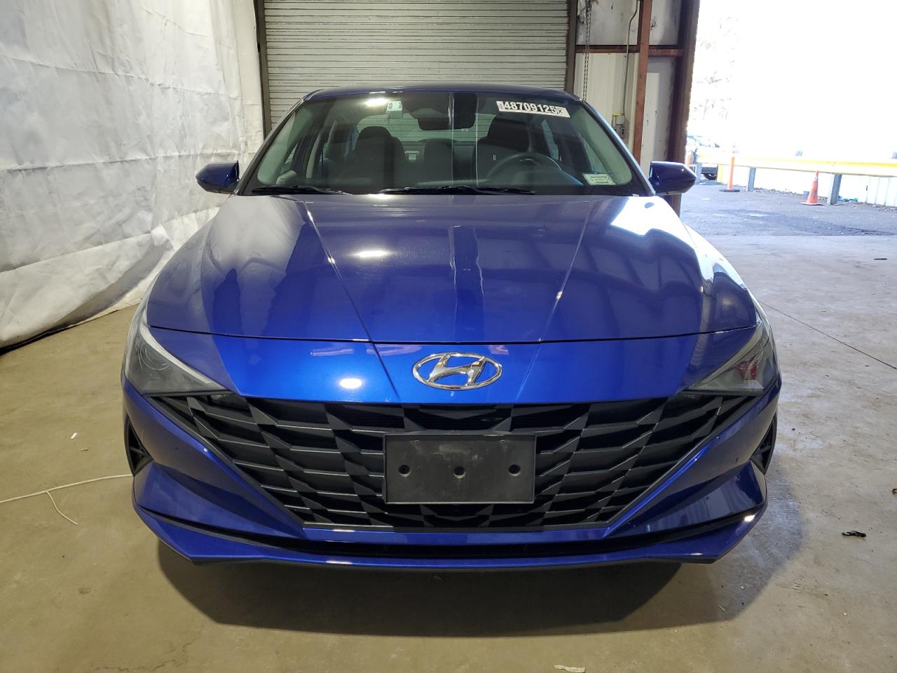 2023 Hyundai Elantra - Image 5