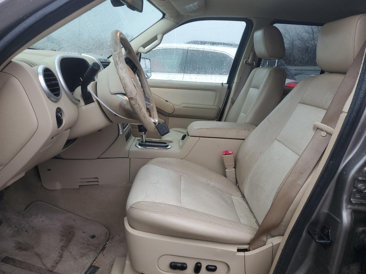 2006 Mercury Mountaineer - Image 7