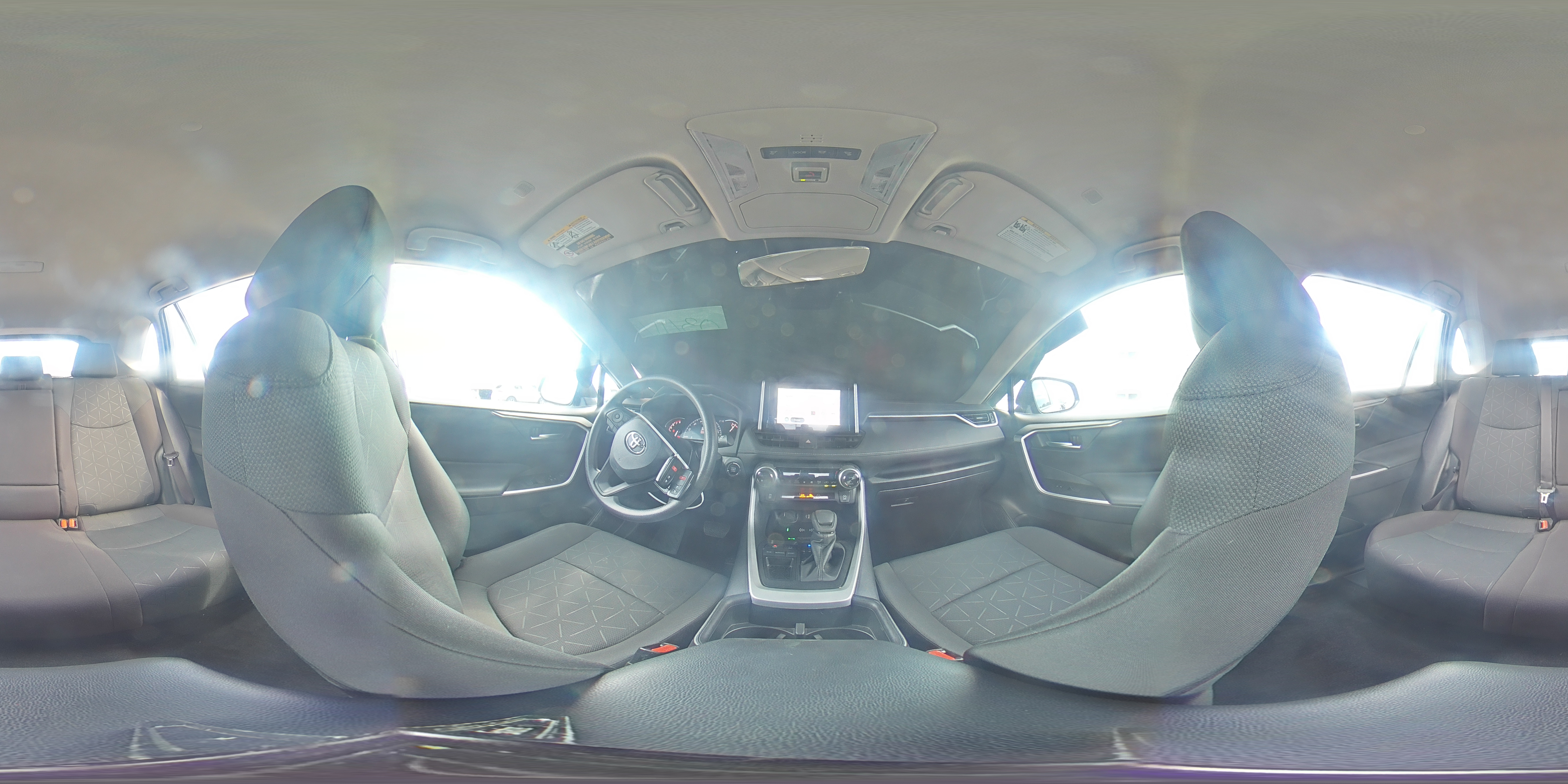 2024 Toyota RAV 4 - Image 16