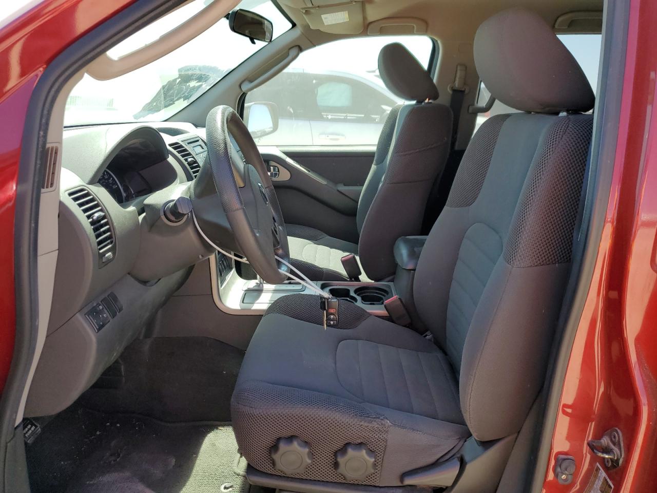 2010 Nissan Pathfinder - Image 7