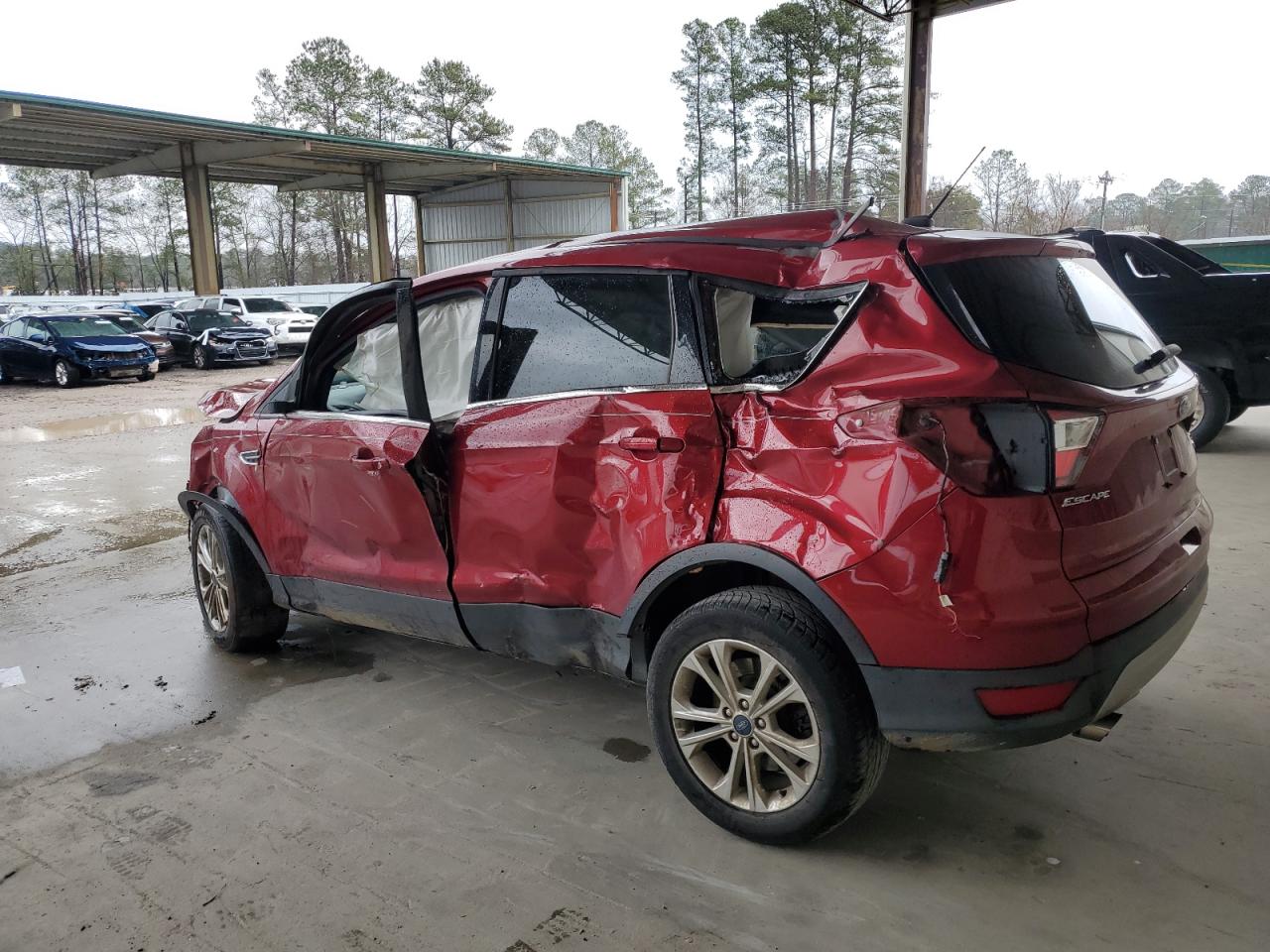 1FMCU0GD5HUE63648 FORD ESCAPE 2017