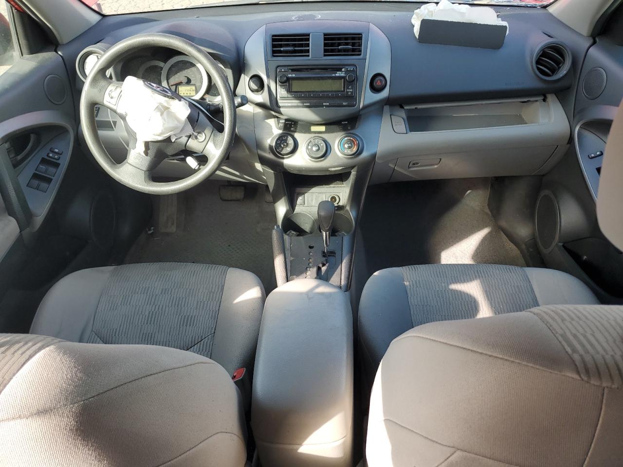 2012 Toyota RAV 4 - Image 8