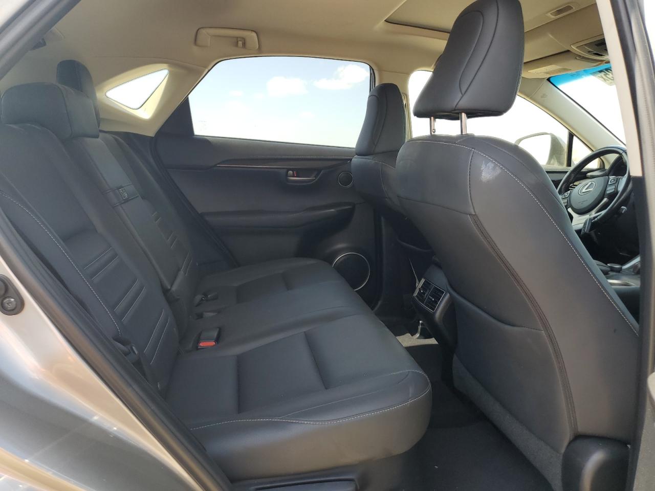 2017 Lexus NX - Image 10