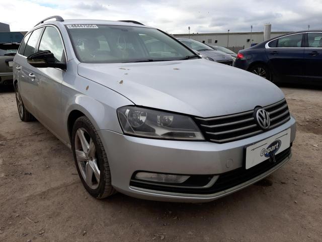 2012 VOLKSWAGEN PASSAT SE