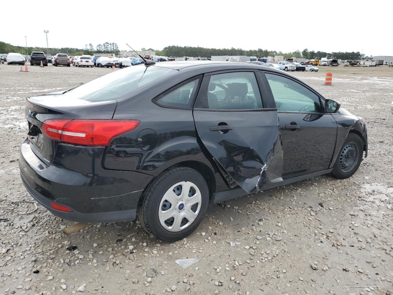 1FADP3E28GL273999 FORD FOCUS 2016