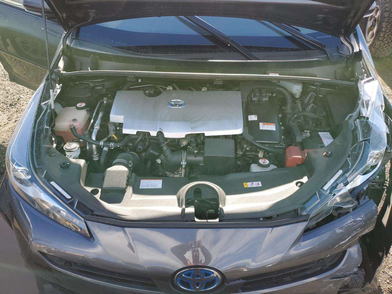2020 Toyota Prius - Image 12