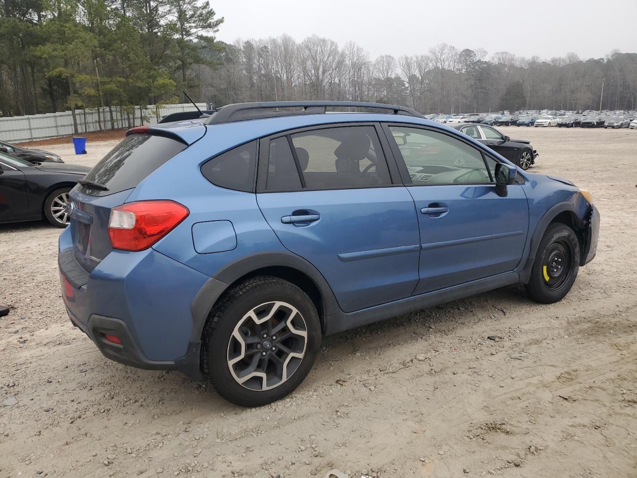 2016 Subaru XV - Image 3