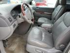 2004 Toyota Sienna Xle იყიდება Dyer-ში, IN - Front End