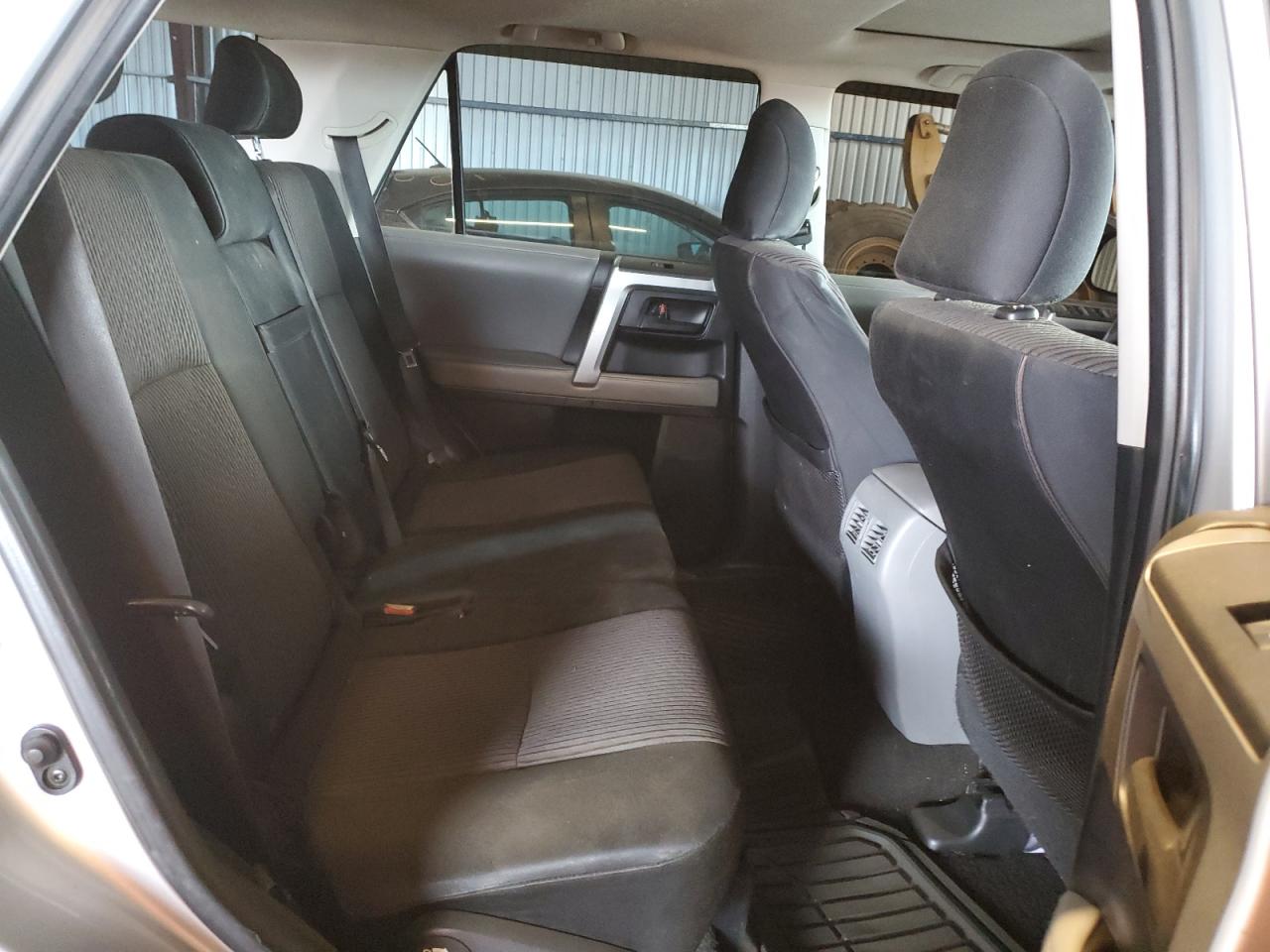 2011 Toyota 4Runner - Image 11