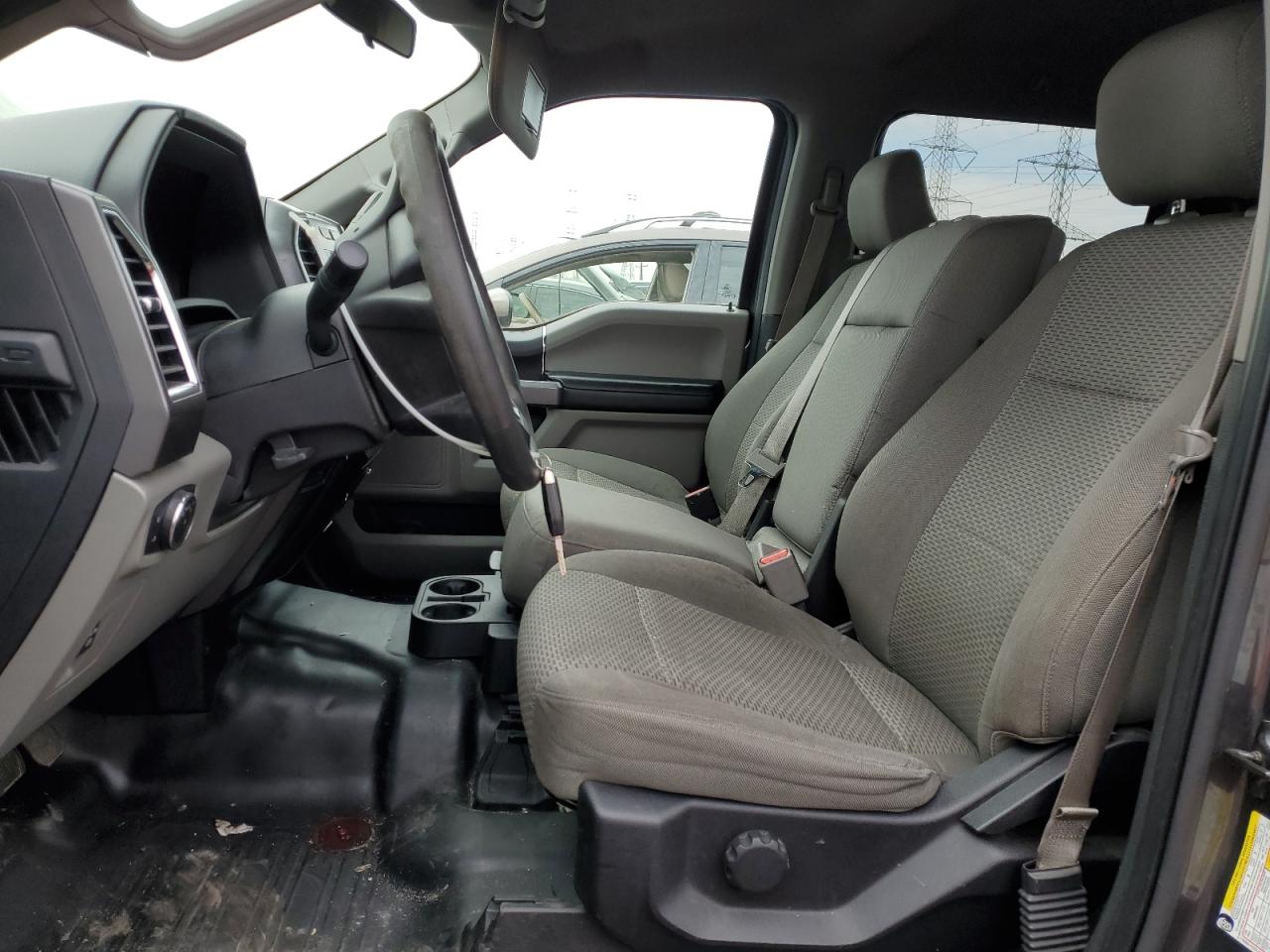 2015 Ford F-150 - Image 7