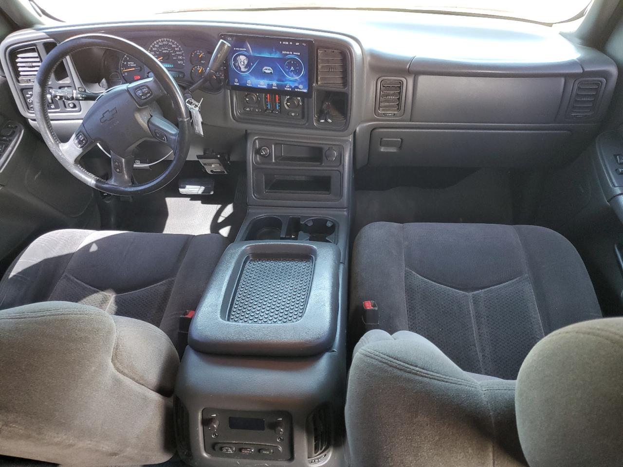 2005 Chevrolet Silverado - Image 8