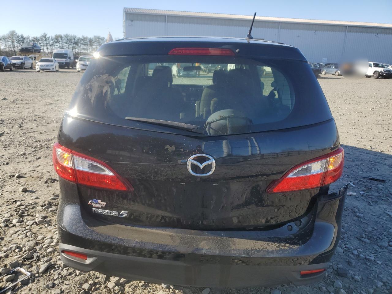 2012 Mazda 5 - Image 6