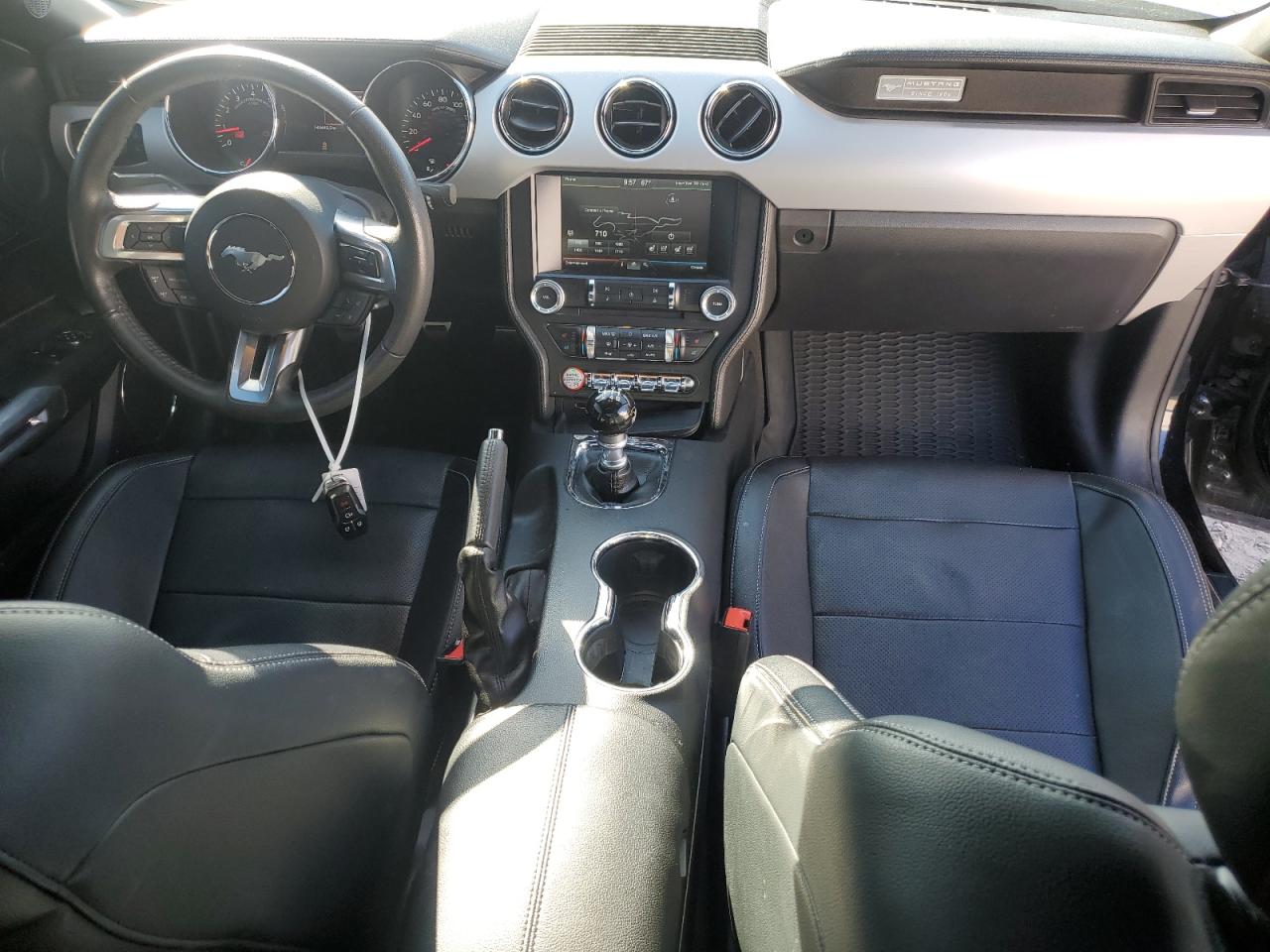 2015 Ford Mustang - Image 8
