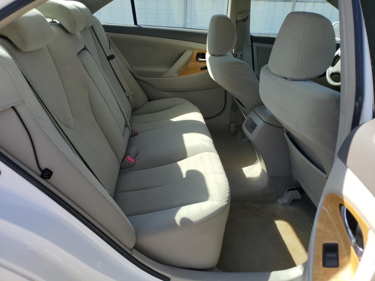 2007 Toyota Camry - Image 10