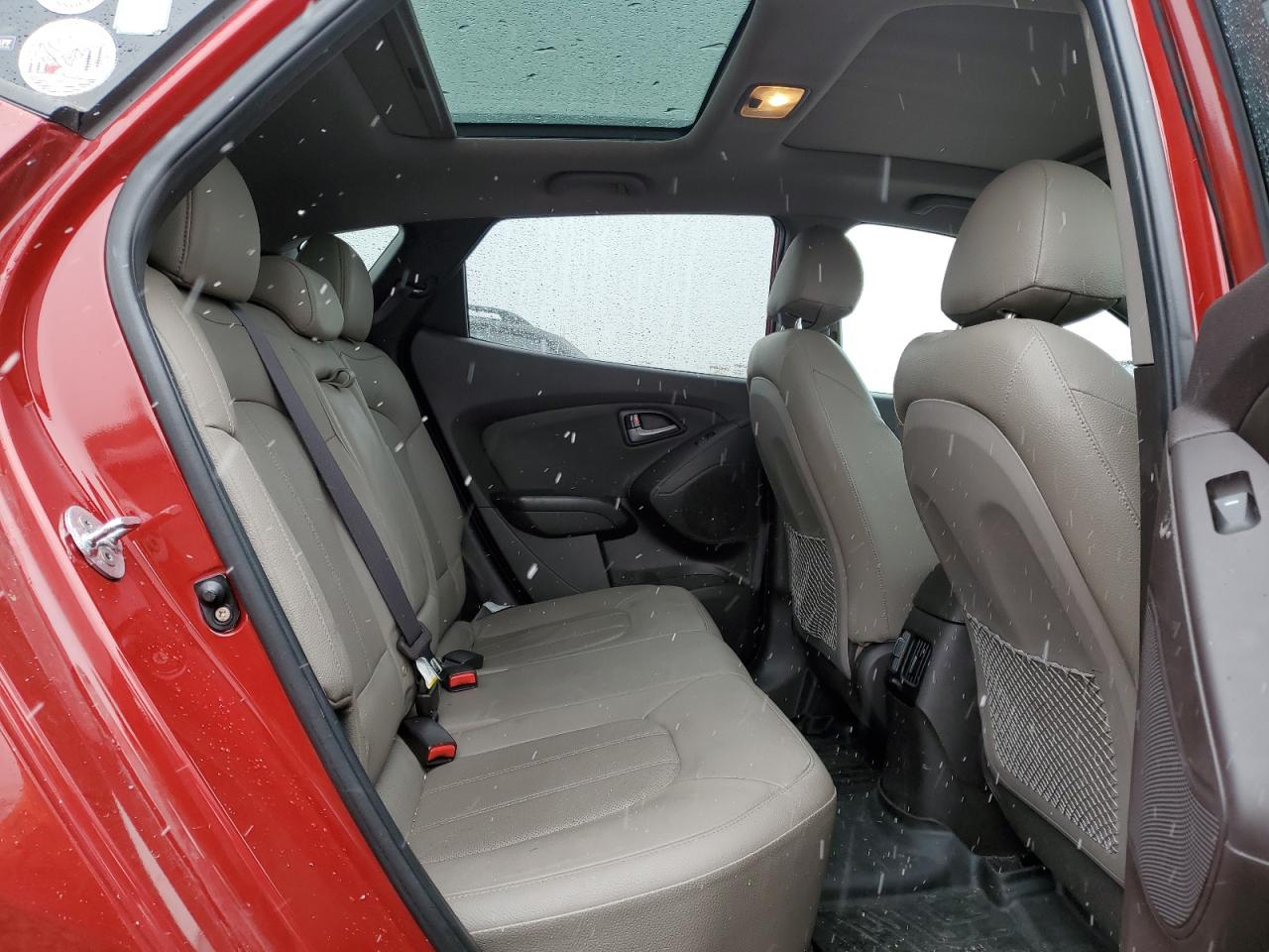 2015 Hyundai Tucson - Image 11