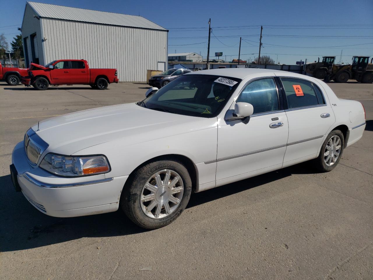 2011 Lincoln Town Car Signature Limited იყიდება Nampa-ში, ID - Side