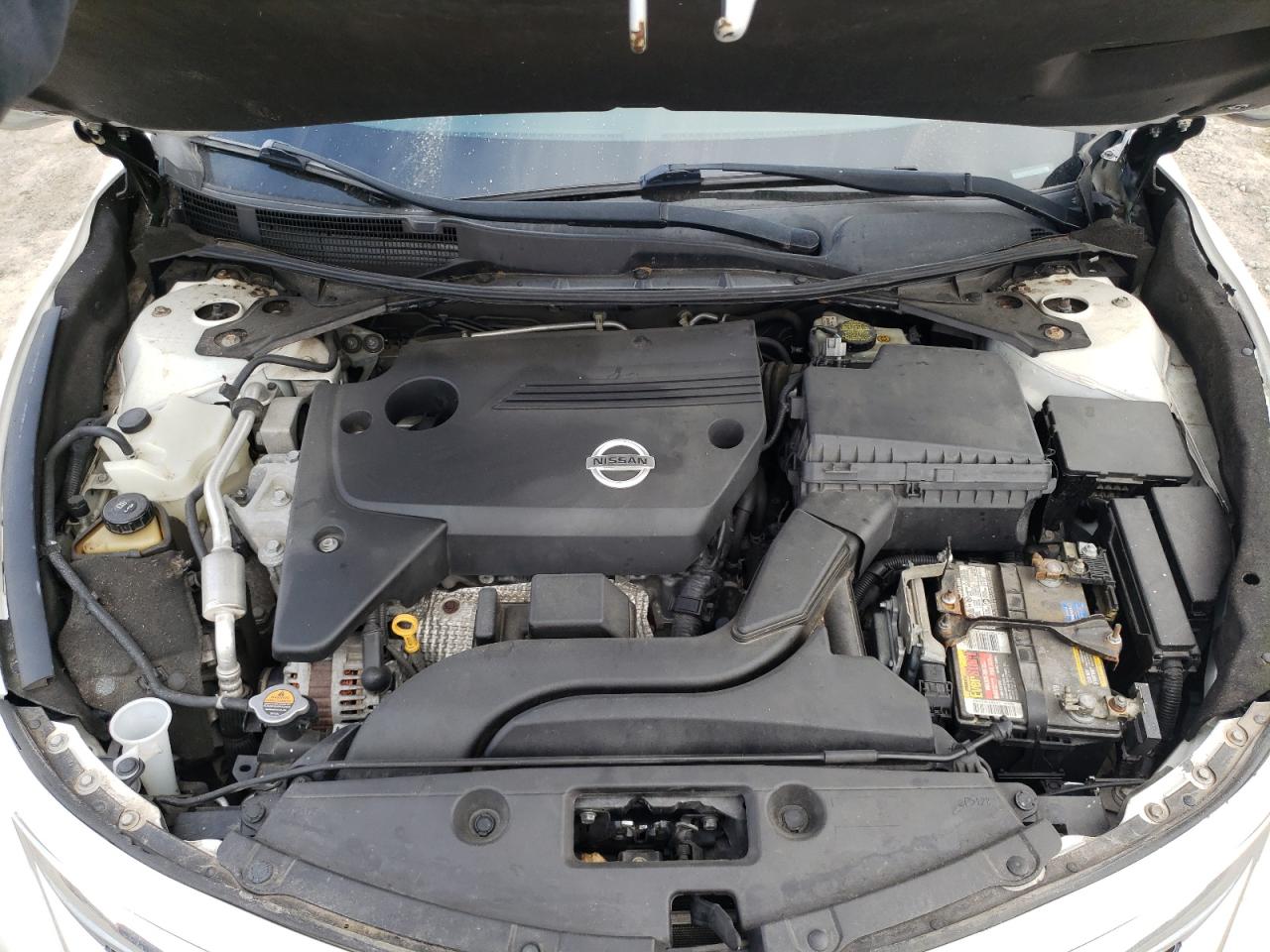 2015 Nissan Altima - Image 11