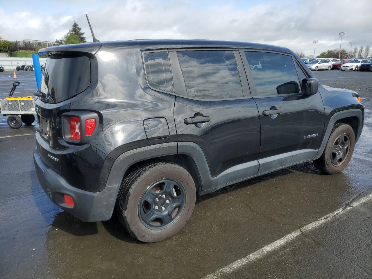 2017 Jeep Renegade - Image 3