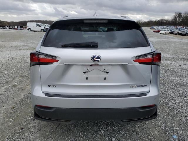  LEXUS NX 2017 Srebrny