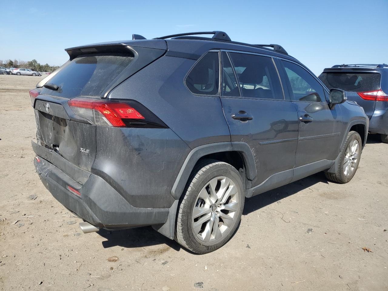 JTMC1RFV7KD027953 TOYOTA RAV4 2019