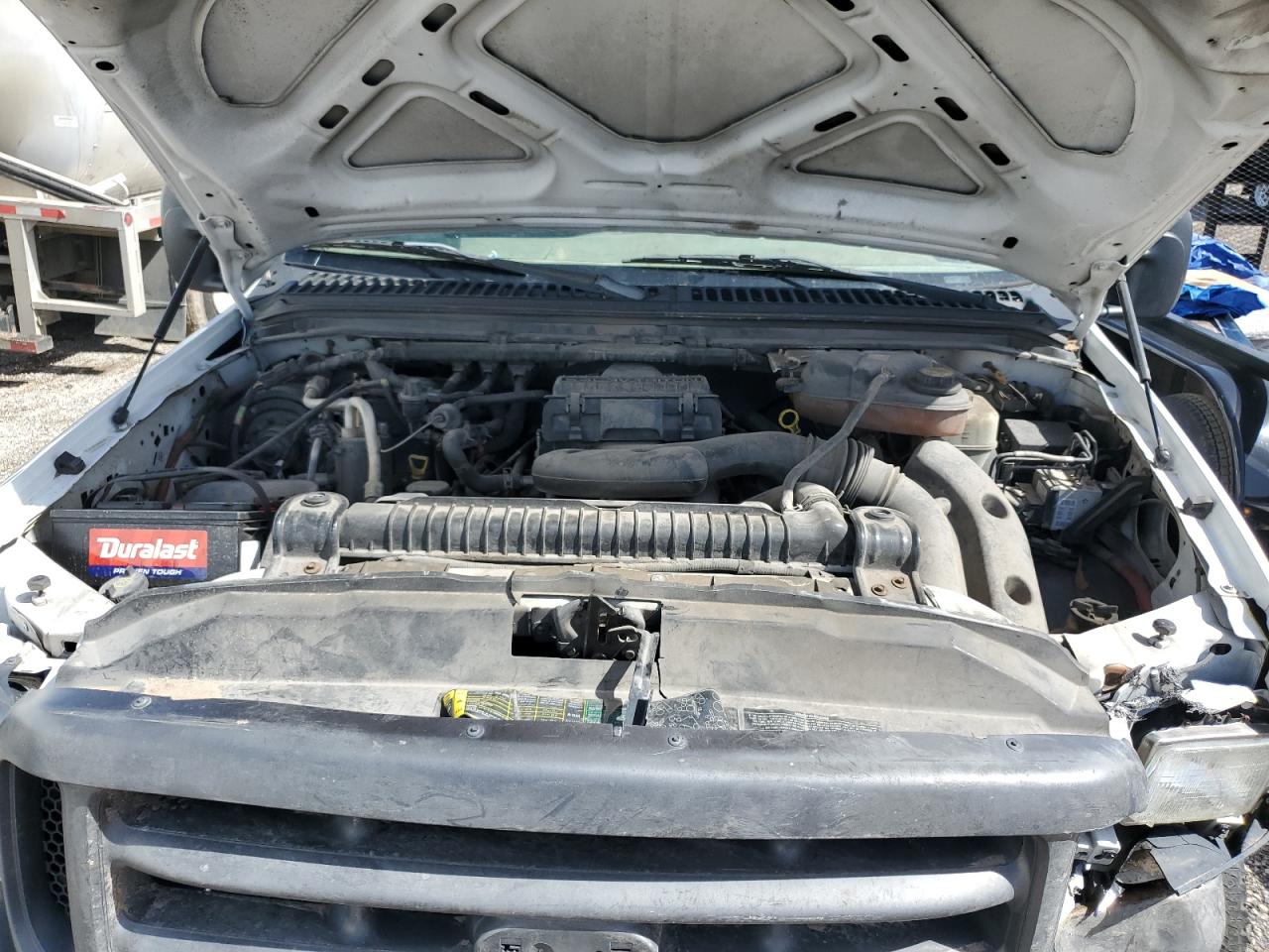 2005 Ford F250 - Image 11