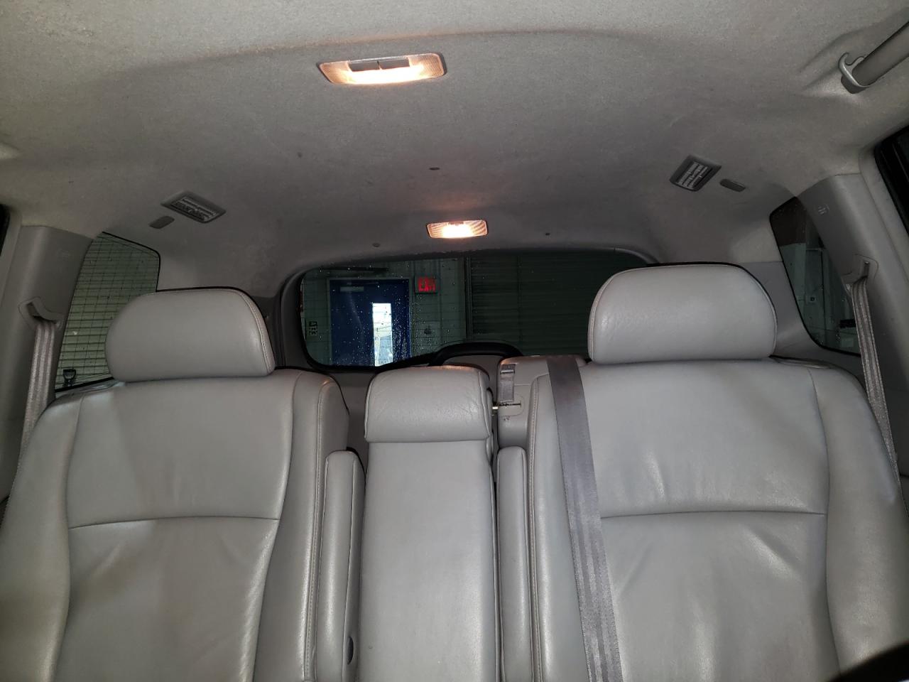 2009 Toyota Highlander - Image 10