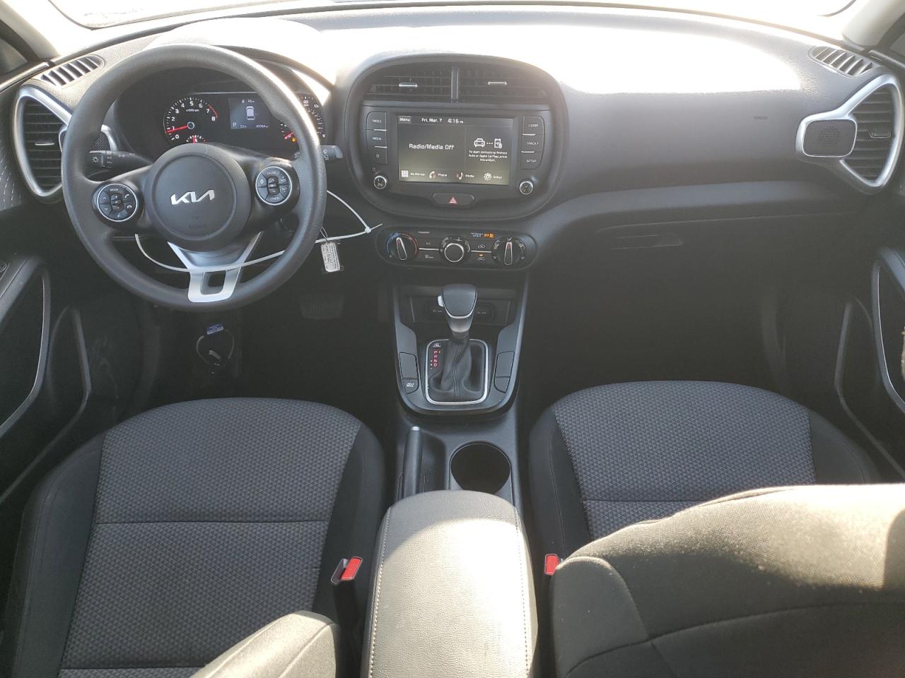 2022 Kia Soul - Image 8