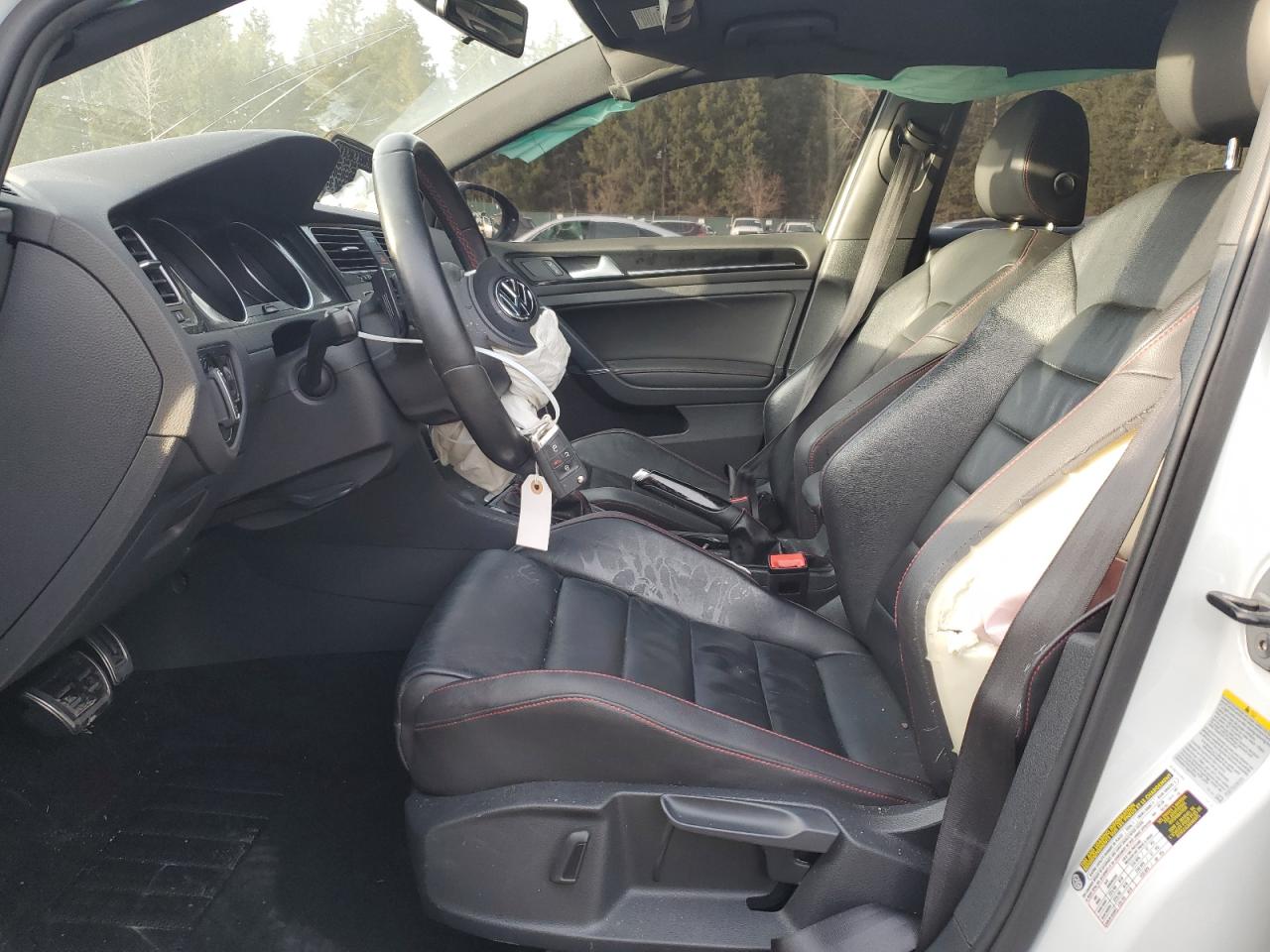 2015 Volkswagen GTI - Image 7