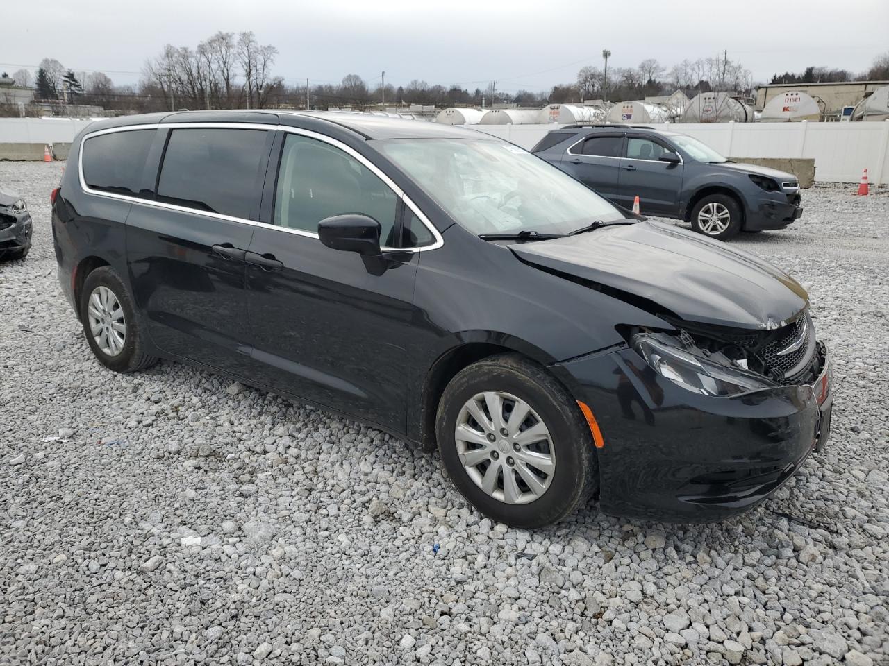 2018 Chrysler Pacifica - Image 4