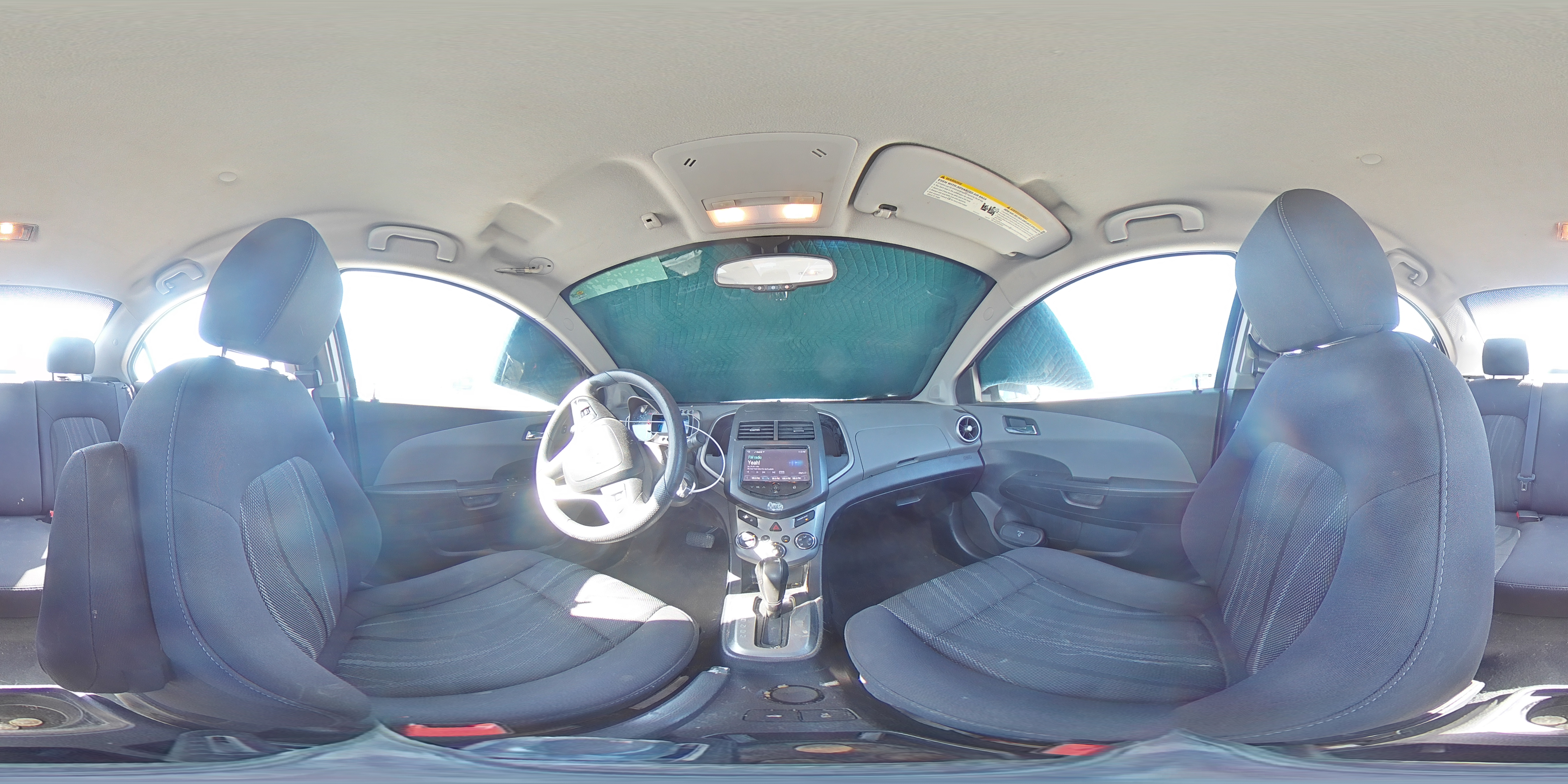2015 Chevrolet Sonic - Image 12