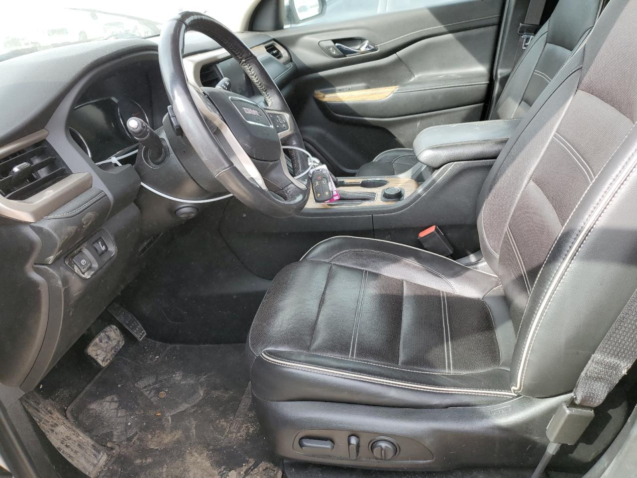 2019 GMC Acadia - Image 7