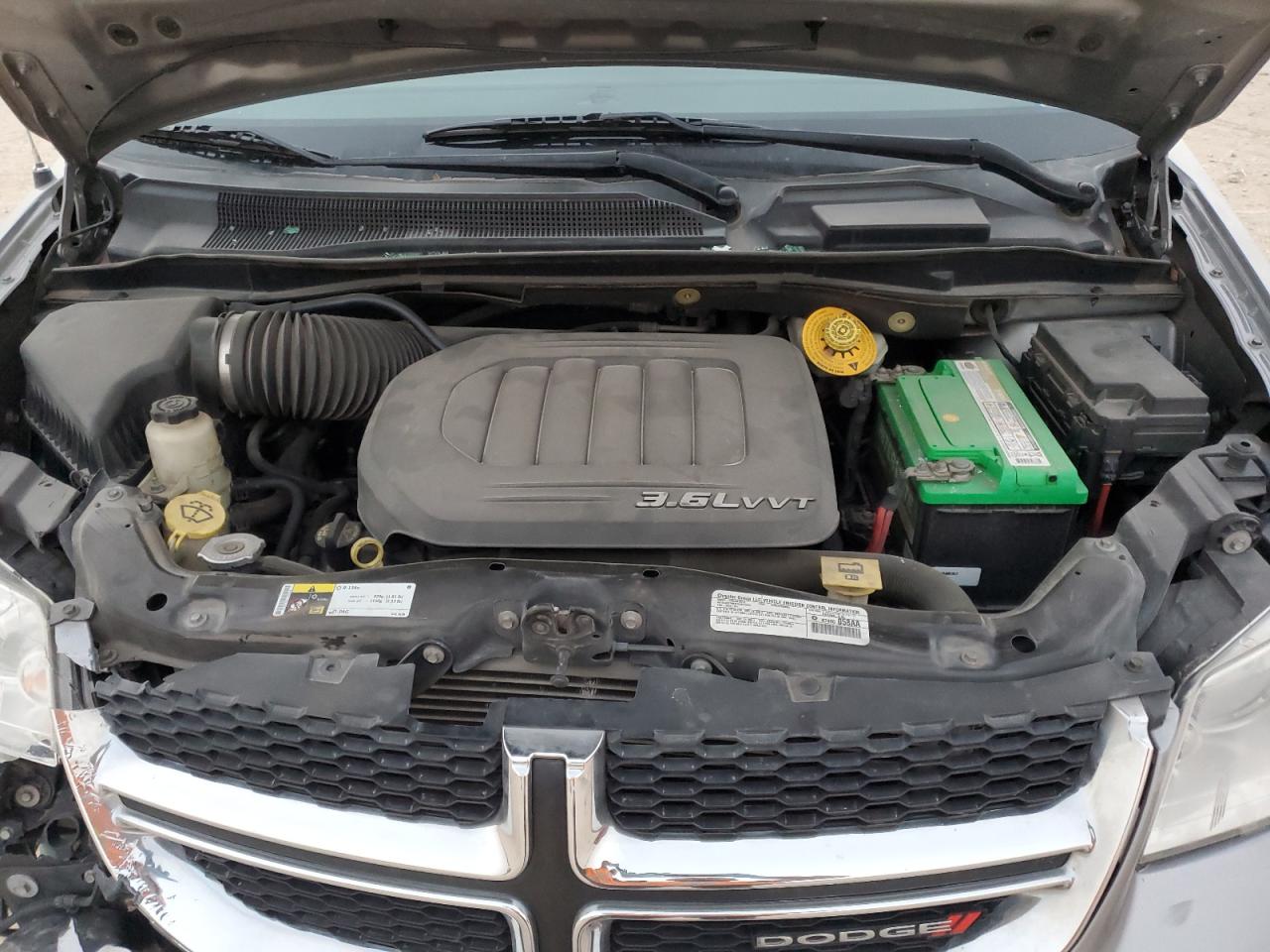 2014 Dodge Caravan - Image 13